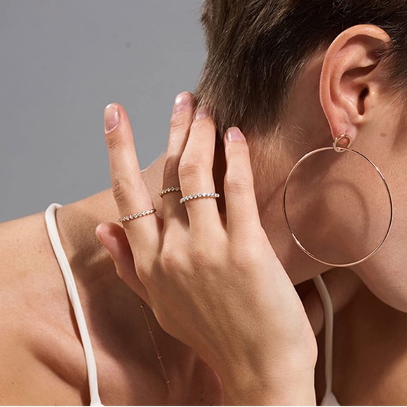 18k Diamond Half Eternity Ring - Picture 5 of 5